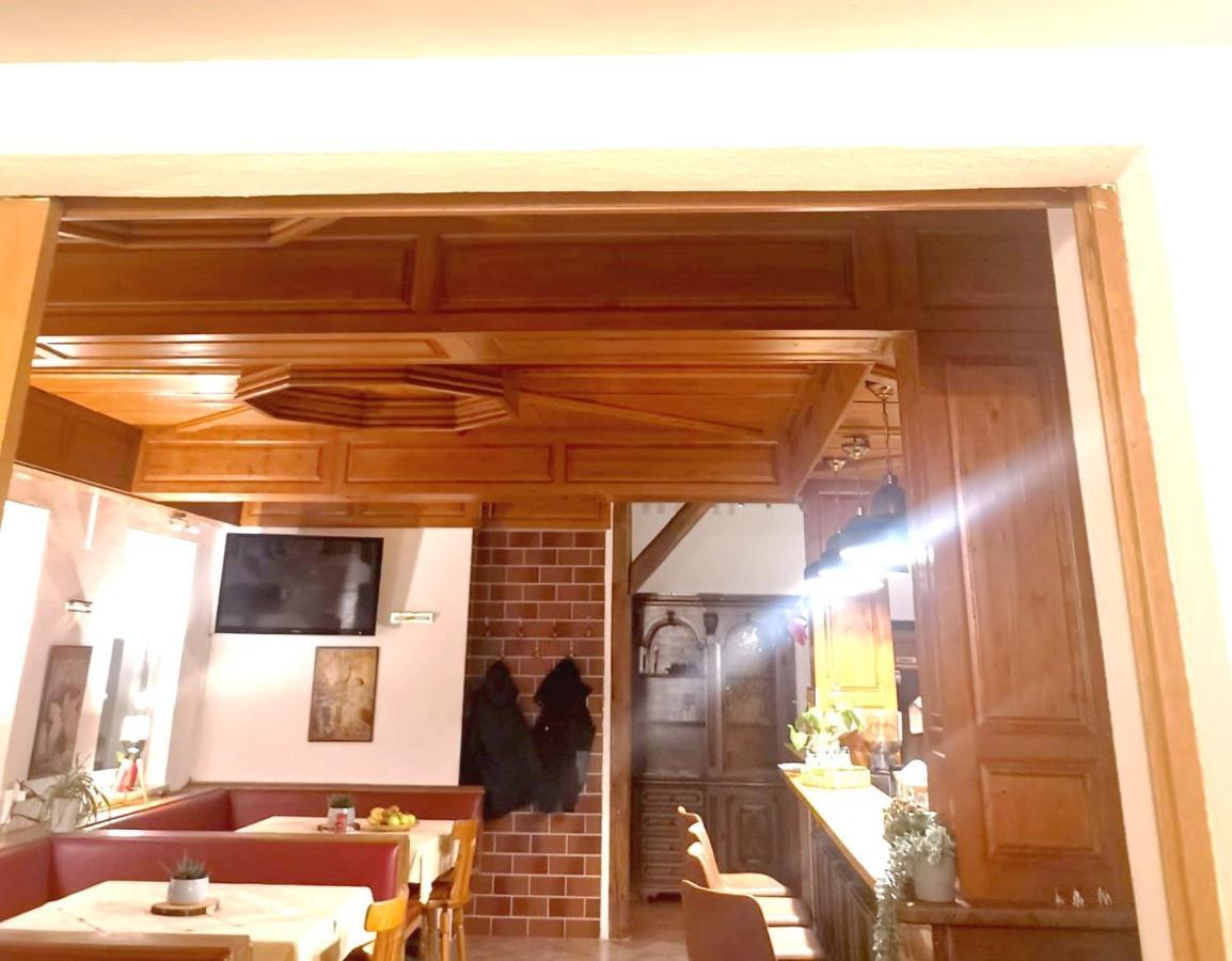 Pension Arkadenhof Loipersdorf bei Fuerstenfeld Luaran gambar