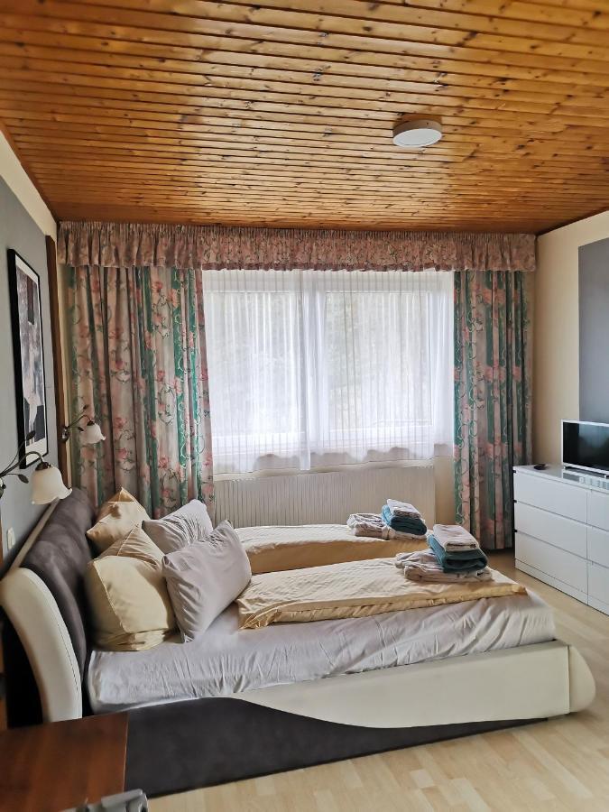 Pension Arkadenhof Loipersdorf bei Fuerstenfeld Luaran gambar