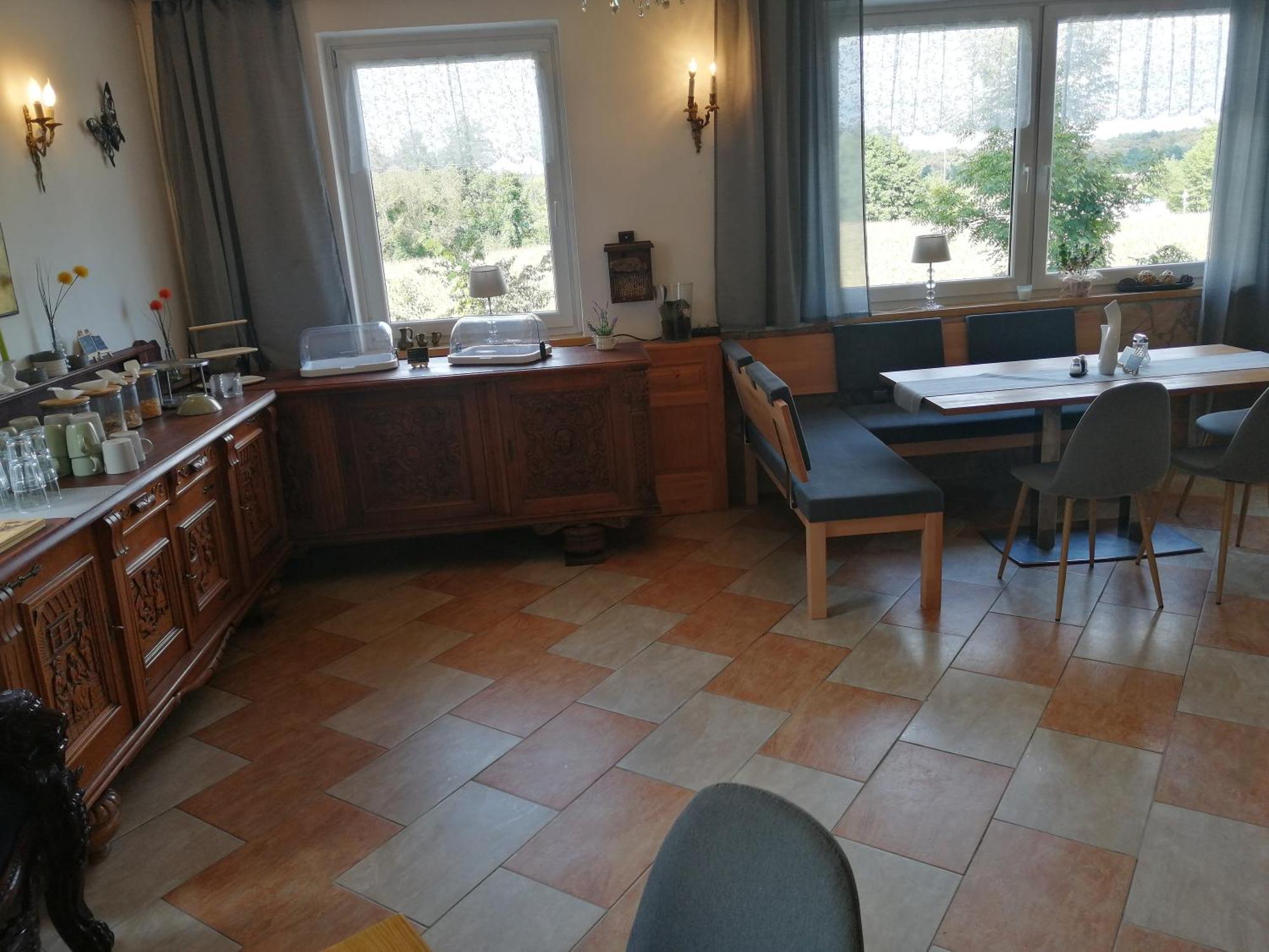 Pension Arkadenhof Loipersdorf bei Fuerstenfeld Luaran gambar